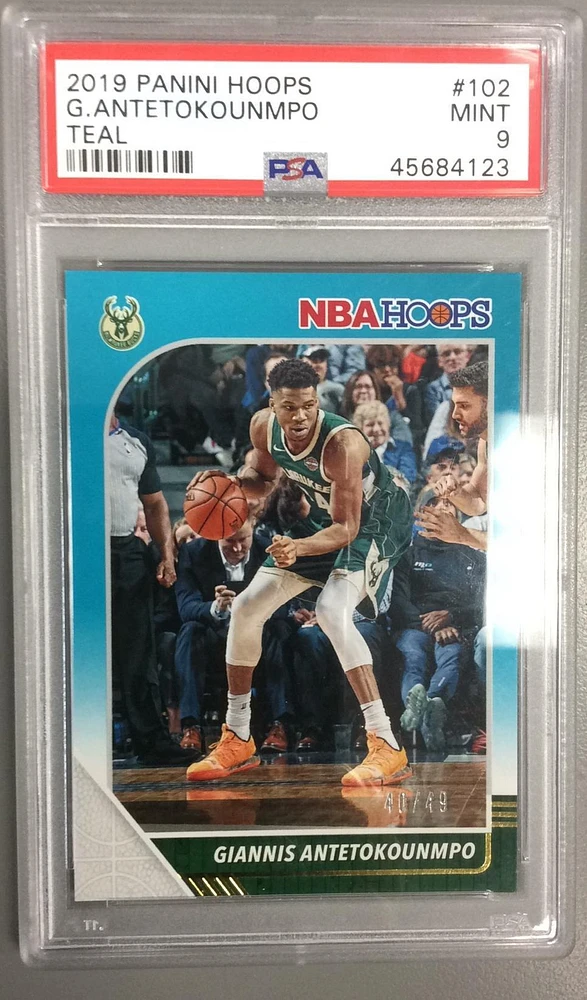 2019 Panini Hoops 102 Giannis Antetokounmpo Teal PSA 9