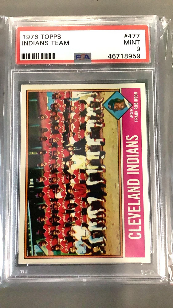 1976 Topps 477 Indians Team PSA 9