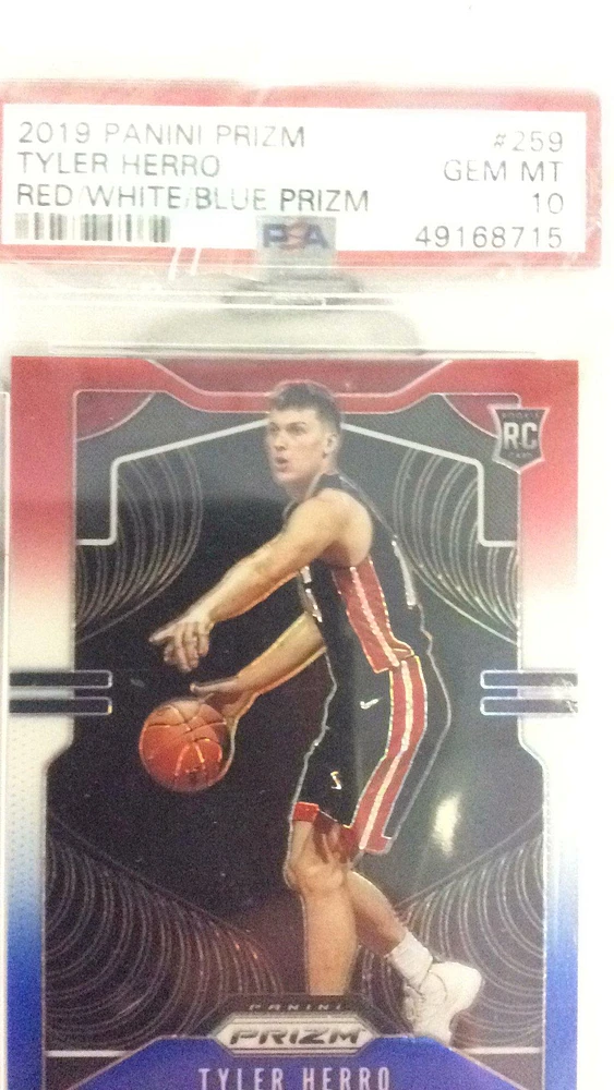 2019 Panini Prizm 259 Tyler Herro Red/white/blue Prizm PSA 10
