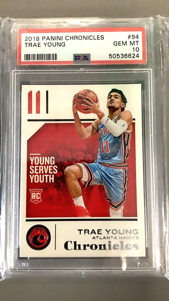 2018 Panini Chronicles 94 Trae Young PSA 10