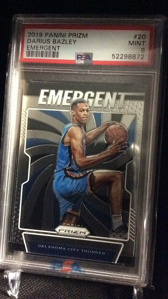 2019 Panini Prizm Emergent 20 Darius Bazley PSA