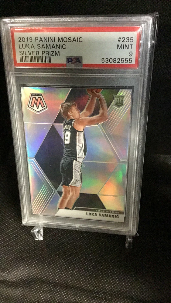 2019 Panini Mosaic 235 Luka Samanic Silver Prizm PSA 9