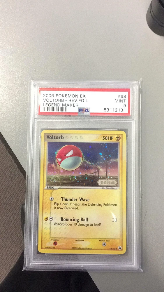 2006 Pokemon Ex Legend Maker 68 Voltorb-reverse Foil PSA 9