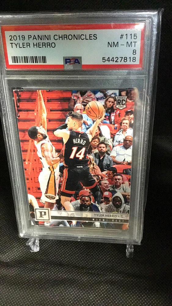 2019 Panini Chronicles 115 Tyler Herro PSA 8