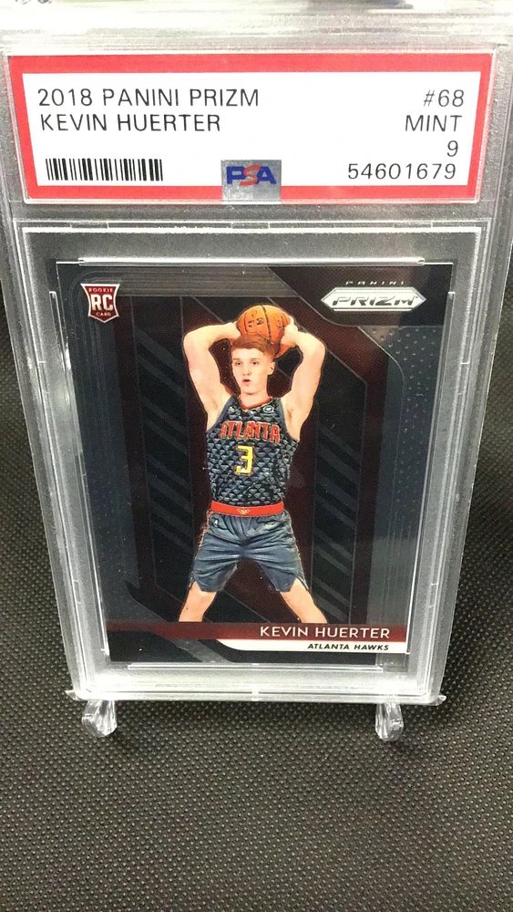 2018 Panini Prizm 68 Kevin Huerter PSA 9
