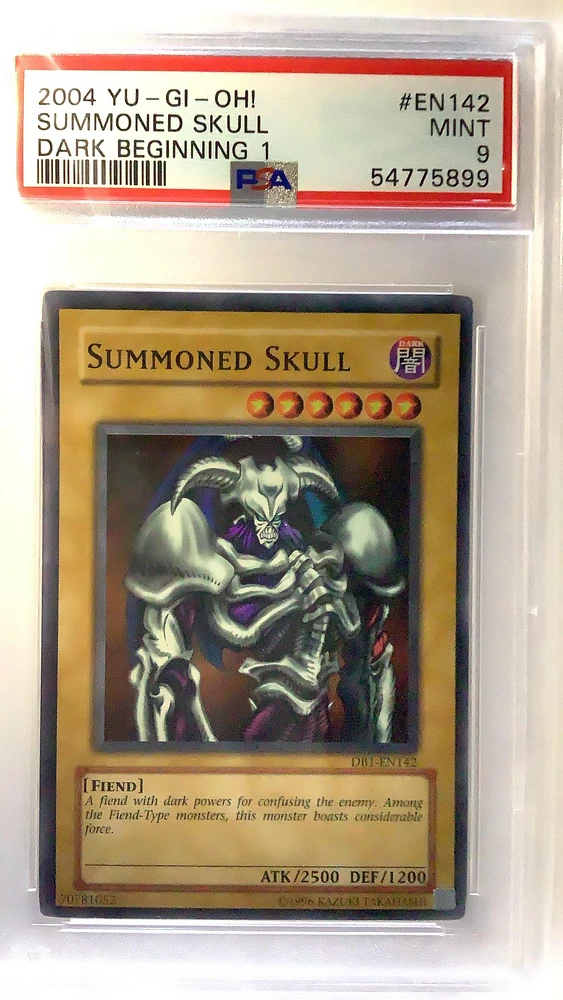 2004 Yu-gi-oh! Dark Beginning 1 En142 Summoned Skull PSA 9