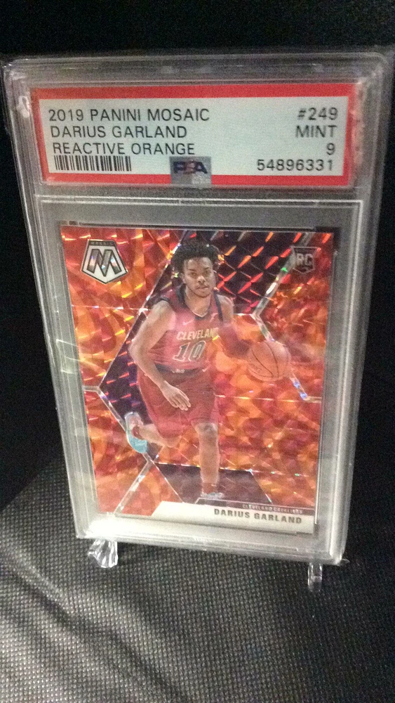 2019 Panini Mosaic 249 Darius Garland Reactive Orange PSA 9