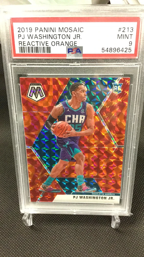 2019 Panini Mosaic 213 Pj Washington Jr. Reactive Orange PSA 9