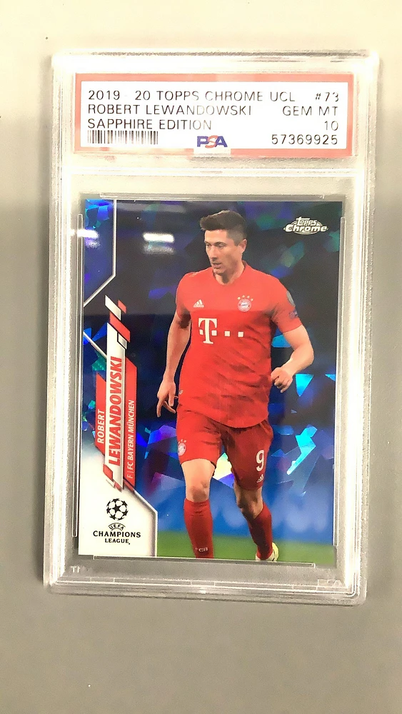 2019 Topps Chrome Uefa Champions League Sapphire Edition 73 Robert Lewandowski PSA 10