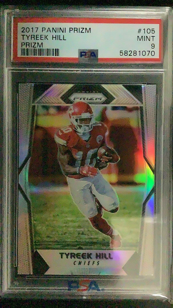 2017 Panini Prizm 105 Tyreek Hill PSA 9