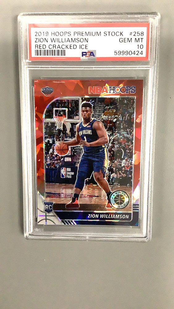 2019 Panini Hoops Premium Stock 258 Zion Williamson Red Cracked Ice PSA 10