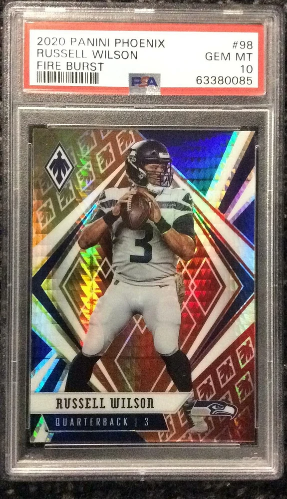 2020 Panini Phoenix 98 Russell Wilson Fire Burst PSA 10