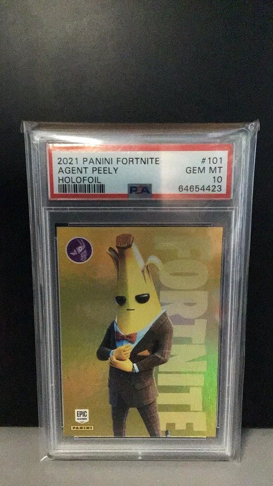 2021 Panini Fortnite 101 Agent Peely Holofoil PSA 10
