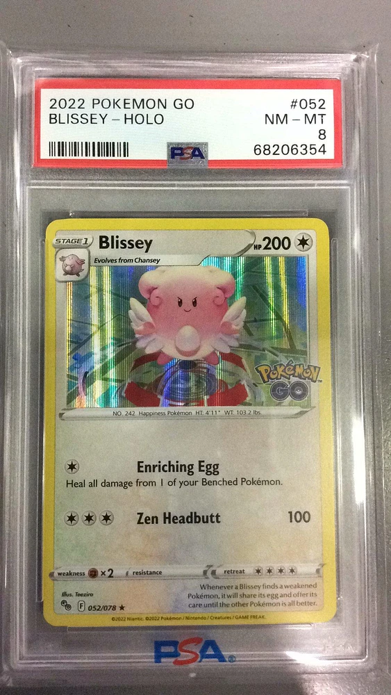 2022 Pokemon Go 052 Blissey-holo PSA 8