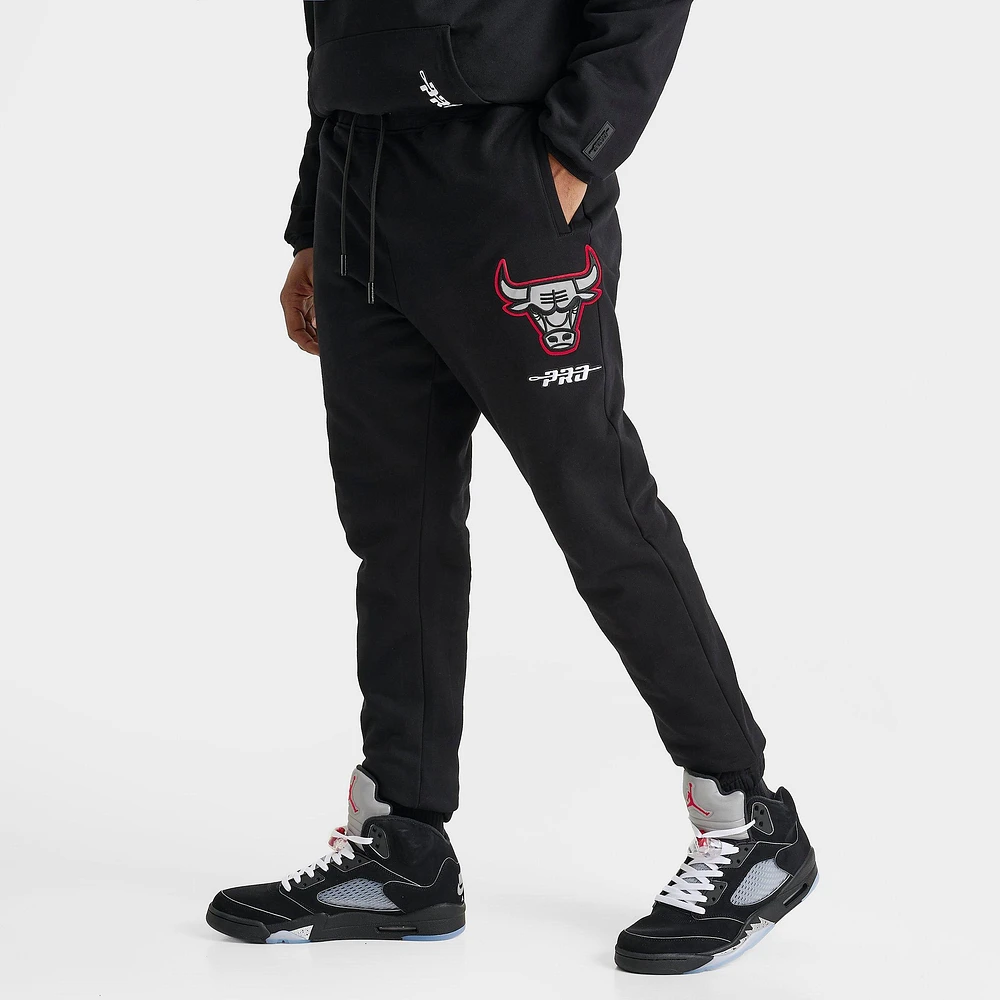 Men's Pro Standard Chicago Bulls NBA Reflective Logo Fleece Jogger Pants