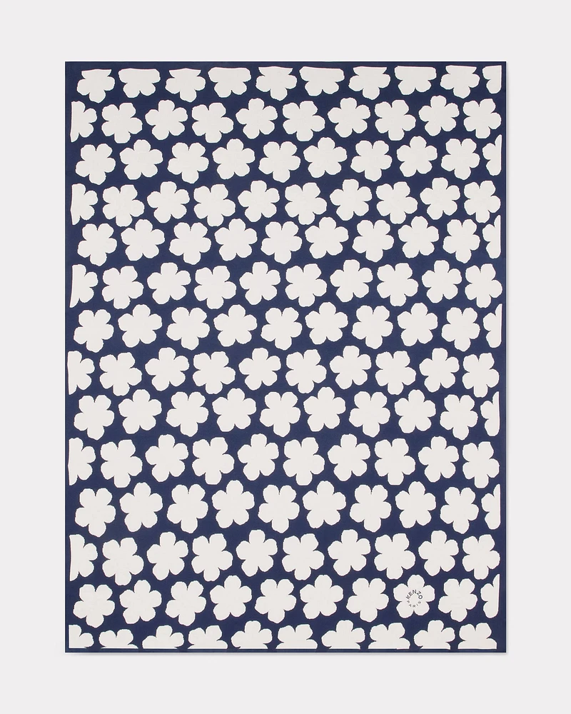'K Hanadot' knitted blanket