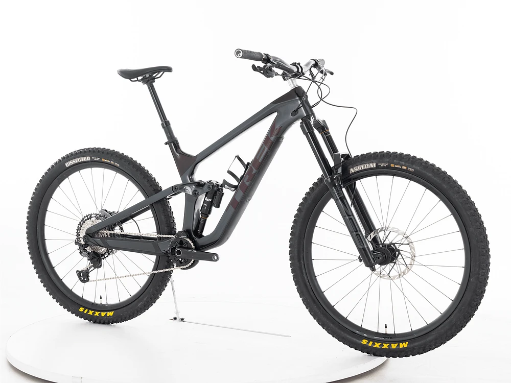 Slash 9.8 XT Gen 5 - 2022, Large