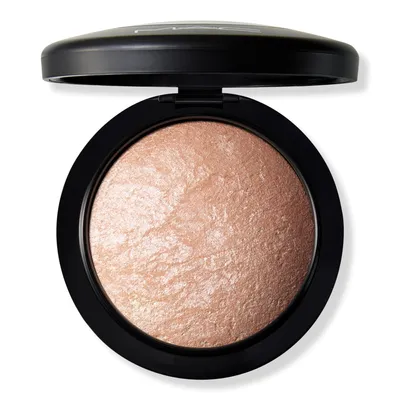 MAC Mineralize Skinfinish Powder Highlighter