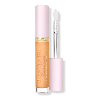 Too Faced Born This Way Ethereal Light Illuminating Smoothing Concealer