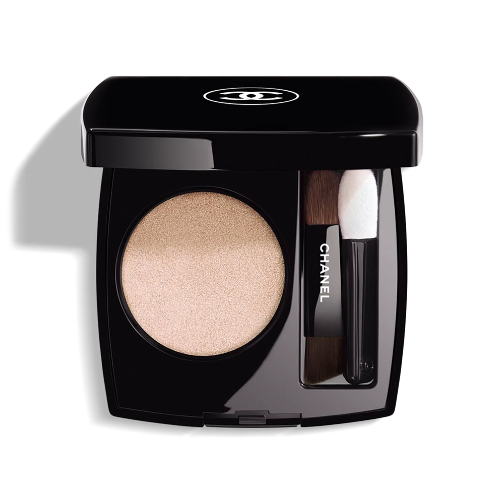 CHANEL OMBRE ESSENTIELLE Multi-Use Longwearing Eyeshadow