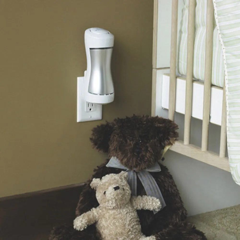 GermGuardian GG1000CA Pluggable UV-C Air Sanitizer and Deodorizer - Silver