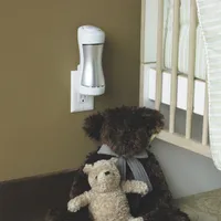 GermGuardian GG1000CA Pluggable UV-C Air Sanitizer and Deodorizer - Silver