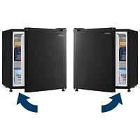 Insignia Compact 1.7 Cu. Ft. Freestanding Bar Fridge (NS-CF17BK9) - Black - Only at Best Buy