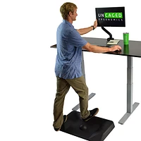 Tapis actif antifatigue pour bureau debout d'Uncaged Ergonomics - Noir