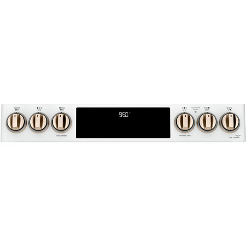 Cuisinière induction encastrable 5 éléments 2 fours convection 30 po Café (CCHS950P4MW2) -Blanc mat