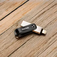 SanDisk iXpand 256GB USB 3.0 / Lightning Flash Drive
