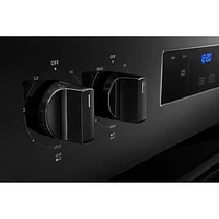 Cuisinière électrique à serpentins 4,8 pi³ 30 po de Whirlpool (YWFC150M0JB) - Noir