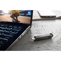 Clé USB-C de 128 Go Ultra de SanDisk