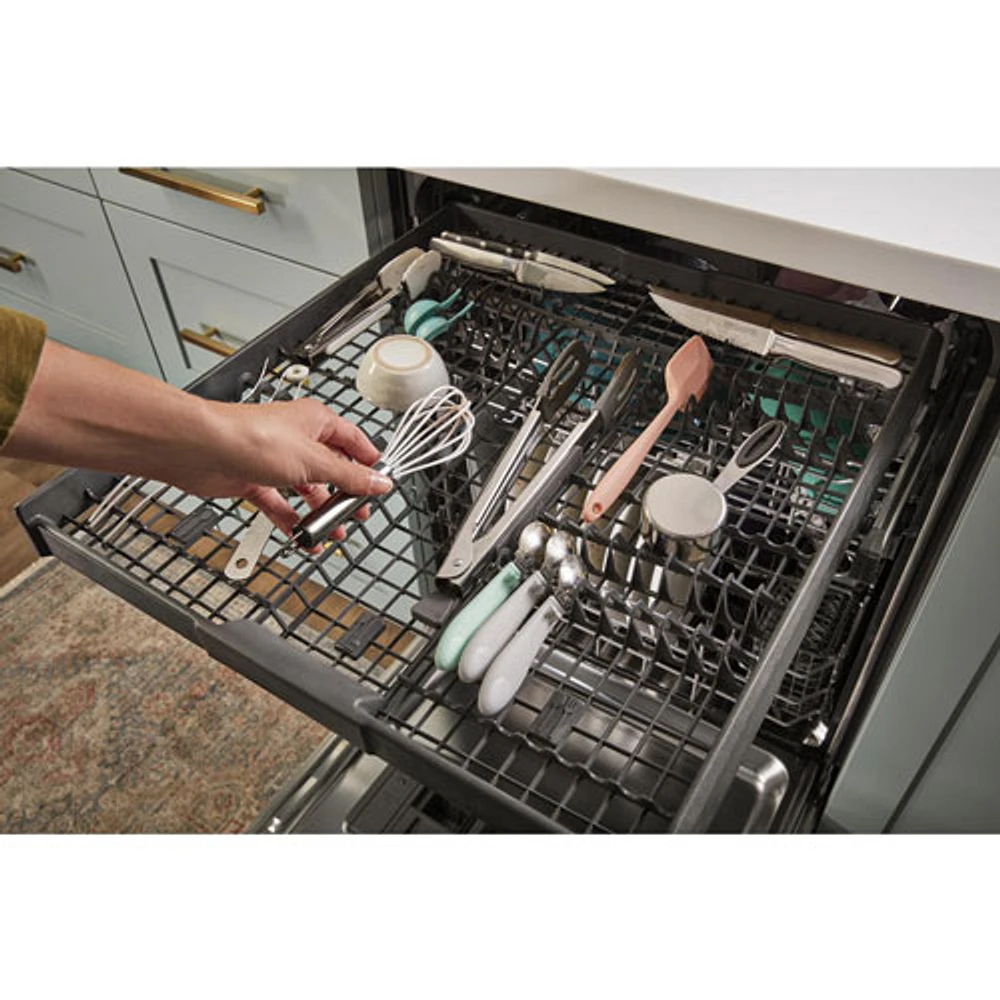 Lave-vaisselle encastrable 24 po 47 dB avec troisième panier de Whirlpool (WDTA50SAKZ) - Inox