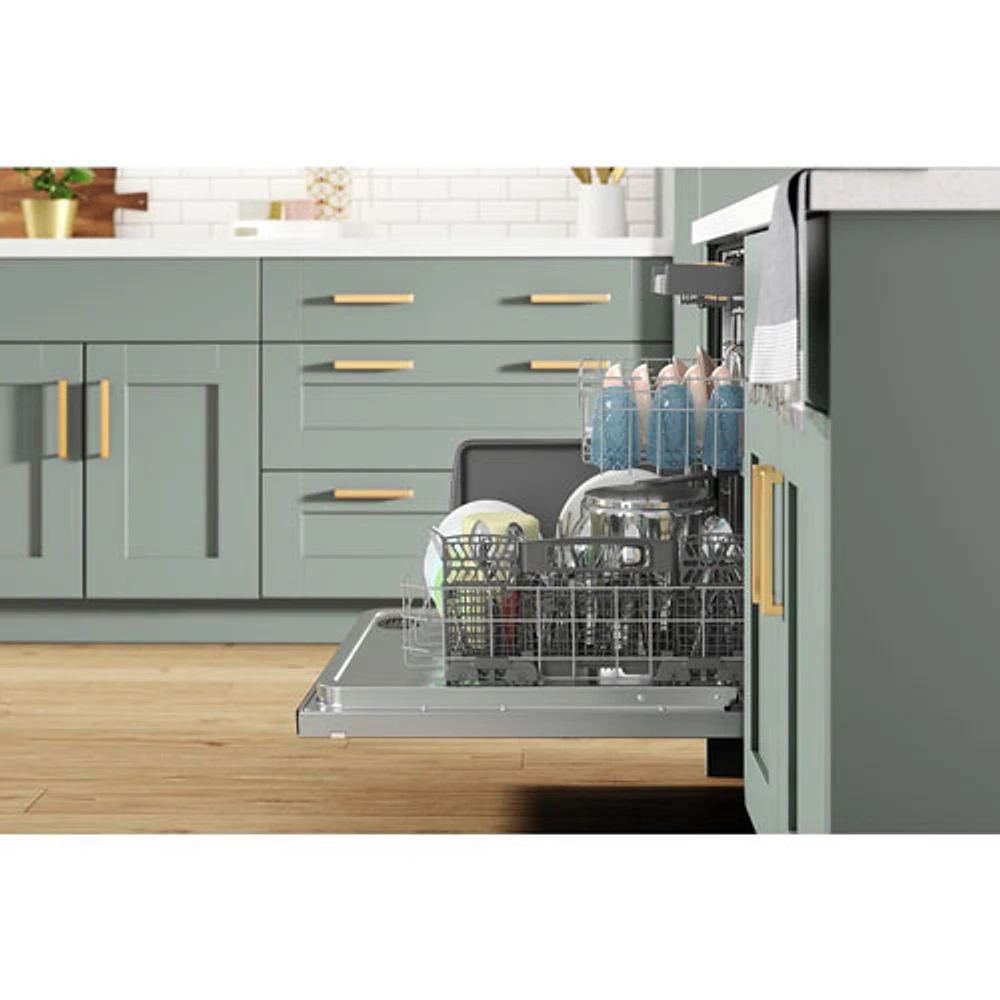 Lave-vaisselle encastrable 24 po 47 dB avec troisième panier de Whirlpool (WDTA50SAKZ) - Inox
