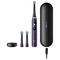 Brosse à dents électrique intelligente iO de série 8 d'Oral-B (iO M8.3B2.2B) - Violet amétrine
