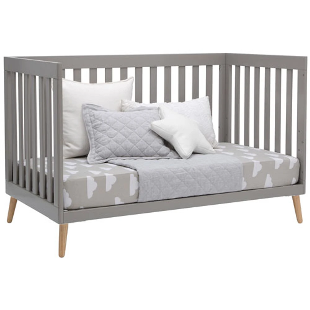 Lit de bébé convertible 4-en-1 Tucker de Delta Children - Gris