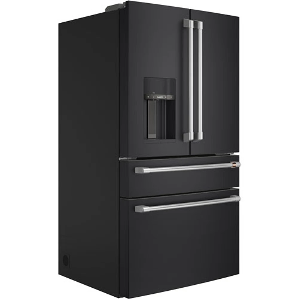 Réfrigérateur à deux portes 27,8 pi³ 36 po à distributeur d'eau/glace Café (CVE28DP3ND1) - Noir mat