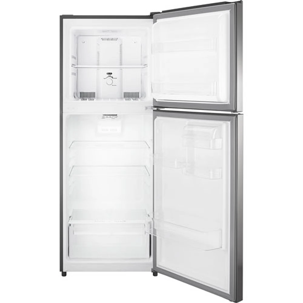 Réfrigérateur à congélateur supérieur 10,1 pi³ 24 po avec porte réversible d'Insignia (NS-RTM10SS2-C) - Acier inoxydable