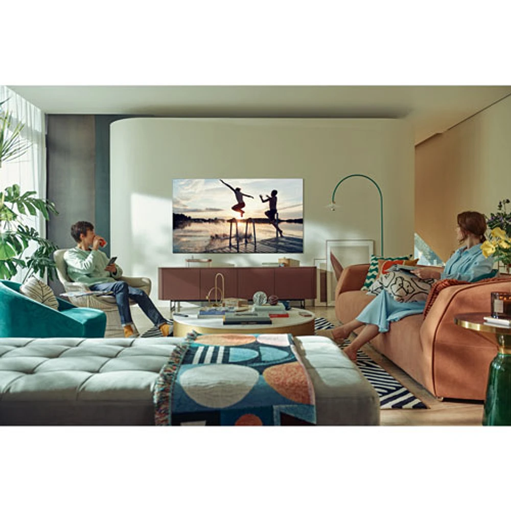 Téléviseur intelligent Tizen HDR QLED miniDEL UHD 4K 85 po de Samsung (QN85QN90AAFXZC) - 2021 - Noir titan