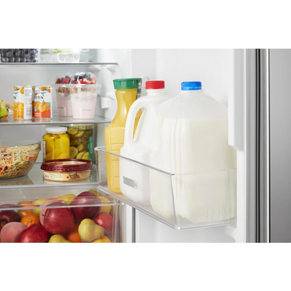 Réfrigérateur à congélateur supérieur 11,6 pi³ 25 po de Whirlpool (WRT112CZJZ) - Acier inoxydable