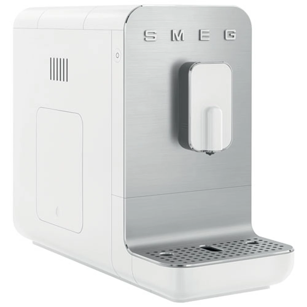 Machine à espresso automatique de Smeg - Blanc mat