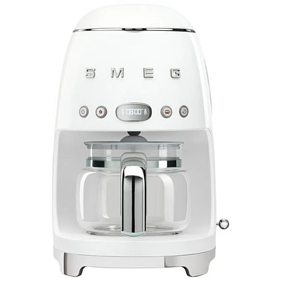 Cafetière à filtre électrique de 10 tasses de Smeg - Blanc