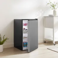 Insignia 4.4 Cu. Ft. Freestanding Bar Fridge (NS-CF44SS3-C) - Stainless Steel