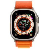Apple Watch Ultra (GPS + Cellular) avec boîtier de 49 mm en titane et bracelet alpin orange de Rogers - Grand - Financement mensuel