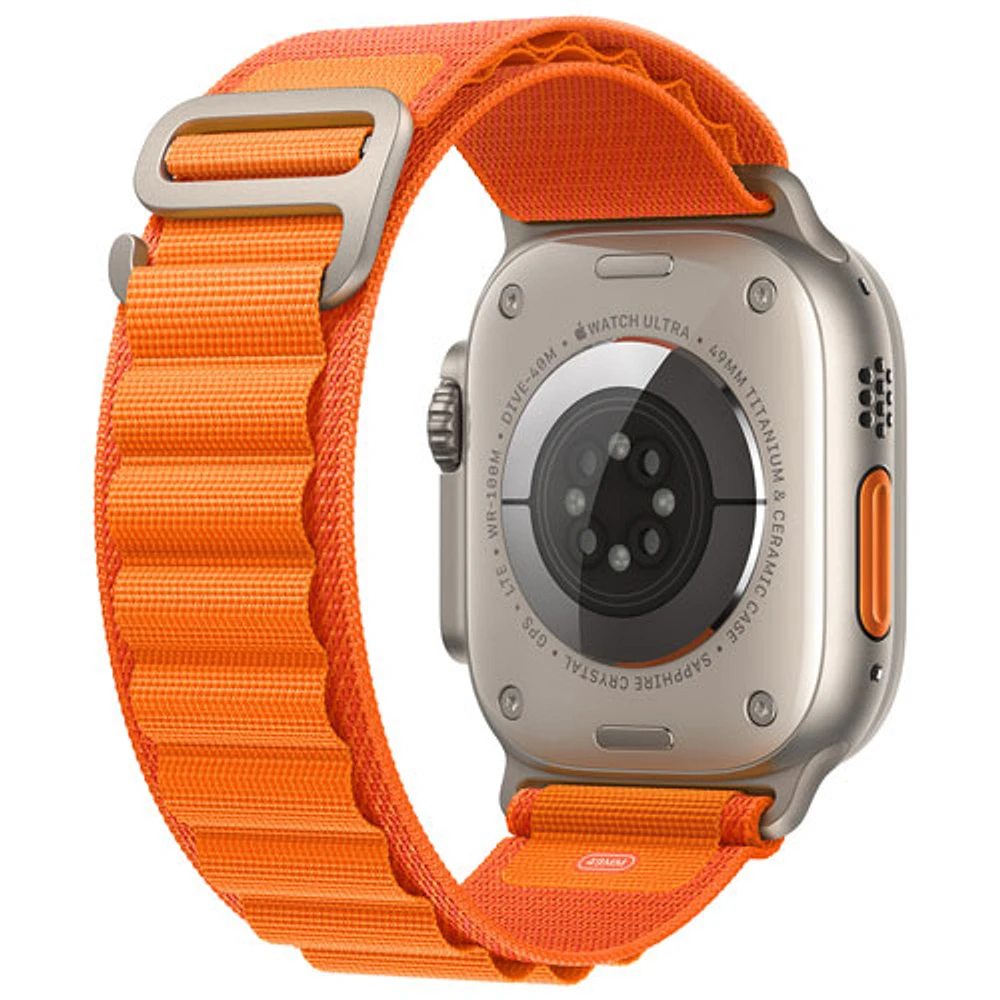 Apple Watch Ultra (GPS + Cellular) avec boîtier de 49 mm en titane et bracelet alpin orange de Rogers - Moyen - Financement mensuel