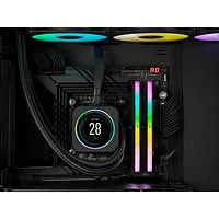 Mémoire d'ordinateur de bureau DDR5 5600 MHz 32 Go (2 x 16 Go) Vengeance de Corsair pour carte mère d'Intel (CMH32GX5M2B5600C40K)