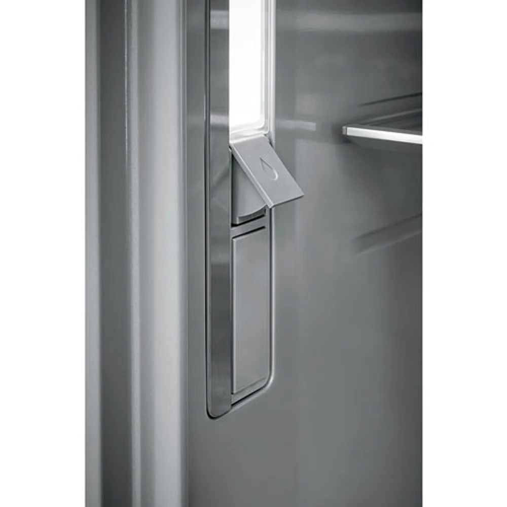 Réfrigérateur sans congélateur 18,9 pi³ 33 po avec distributeur d'eau d'Electrolux (EI33AR80WS) - Inox