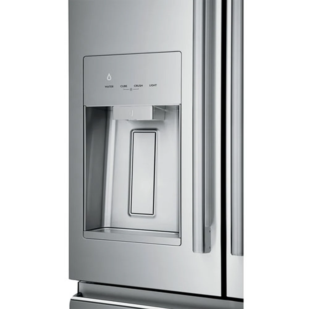 Réfrigérateur à deux portes 21,4 pi³ 36 po avec distributeur d'eau et de glaçons d'Electrolux (ERMC2295AS) - Inox