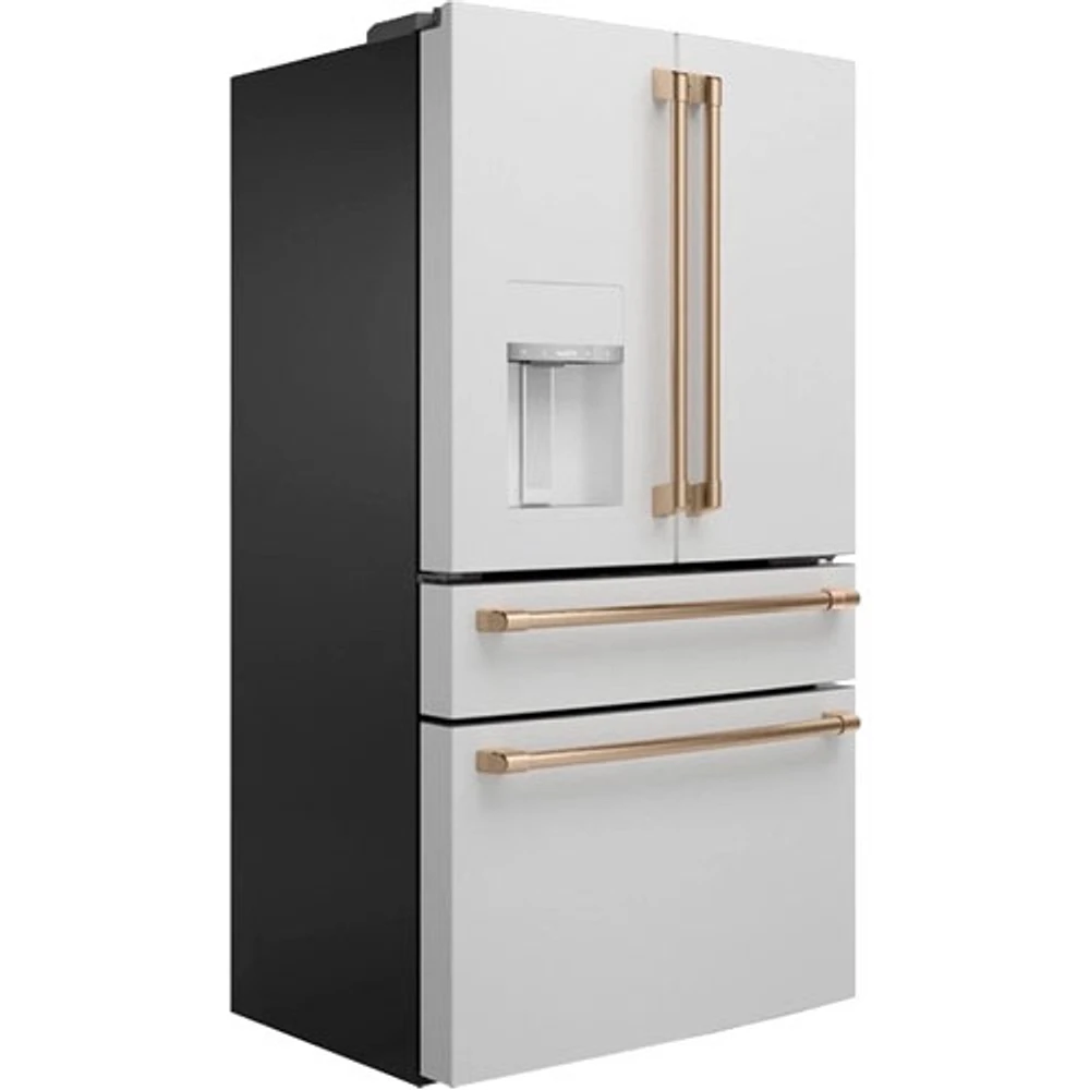 Réfrigérateur à deux portes 22,3 pi³ 36 po à distributeur d'eau/glace Café (CXE22DP4PW2) - Blanc mat