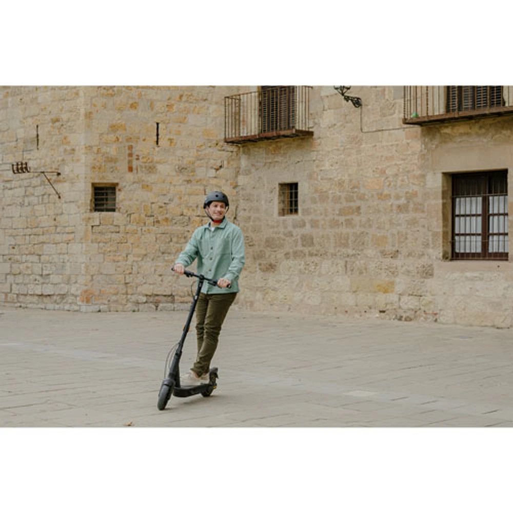 Trottinette électrique Ninebot KickScooter MAX G2 de Segway (moteur 900 W/autonomie 50 km/vitesse maximale 25 km/h) - Gris foncé